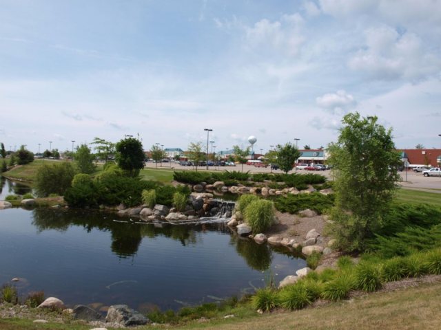 Bear Creek Plaza, photo 2